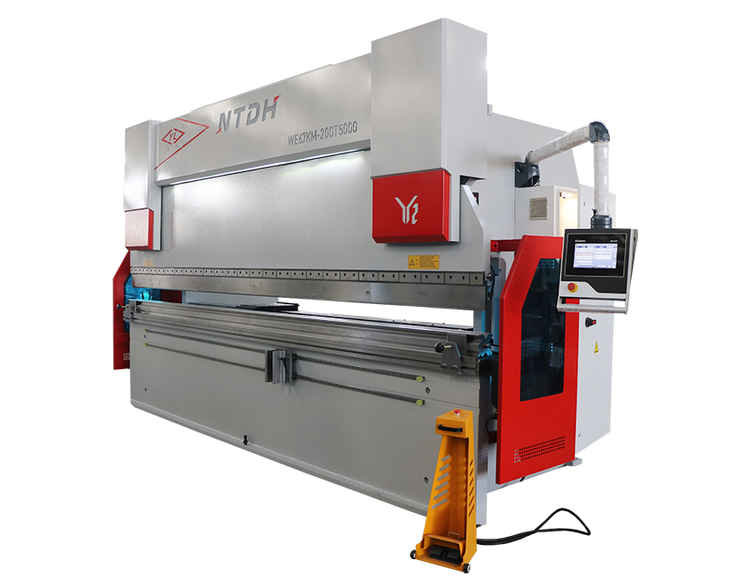 WE67KM-200/5000 CNC Servo Press Brake